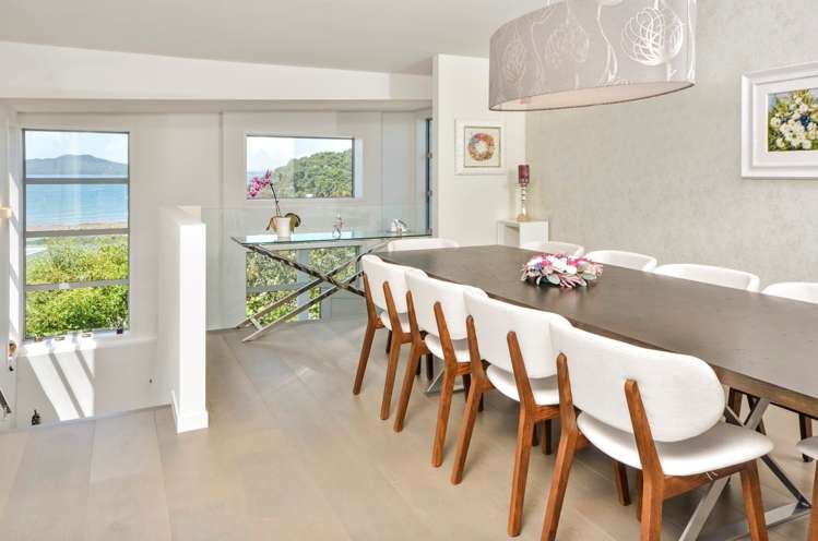 4b Beach Road Castor Bay_5