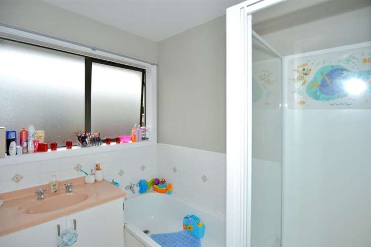 80 Kathleen Crescent Hornby_8