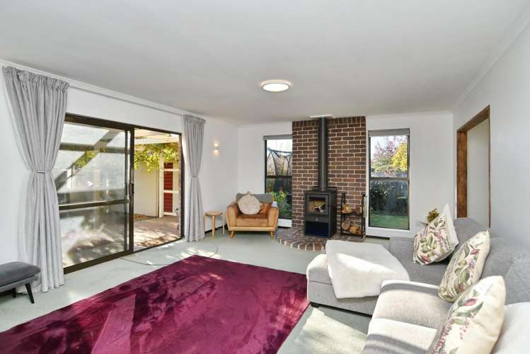 32 Millstream Drive_3