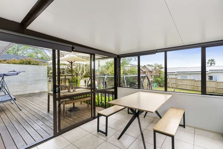 32 Kurnell Drive Botany Downs_7