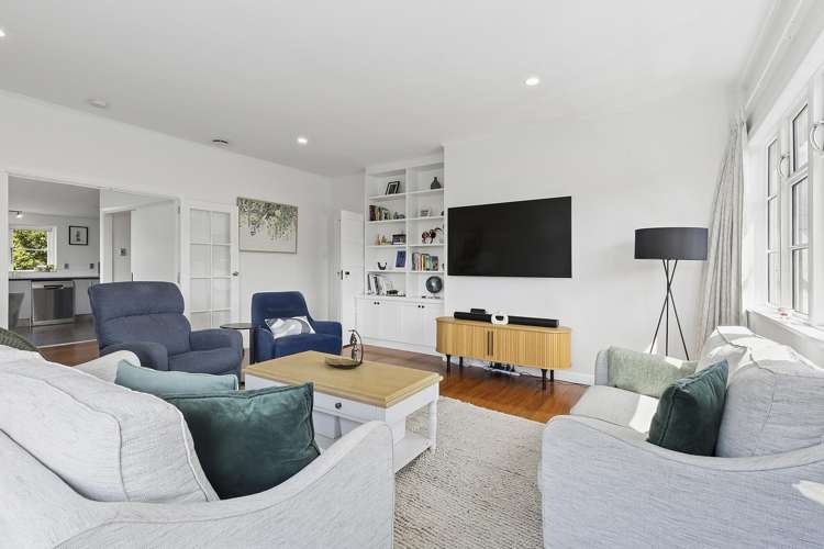 55 Ranui Crescent Khandallah_11