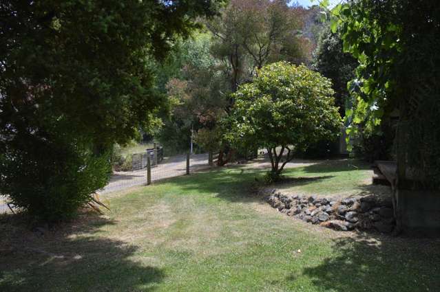 58 Woodills Road Akaroa_2