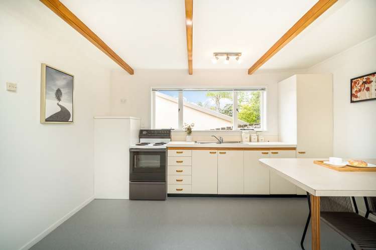 1 Lyons Avenue Murrays Bay_21