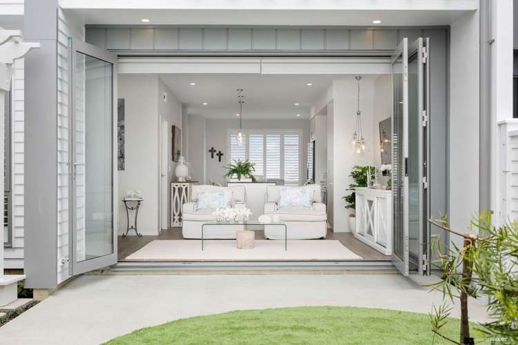 186 Seventh View Avenue Beachlands_6