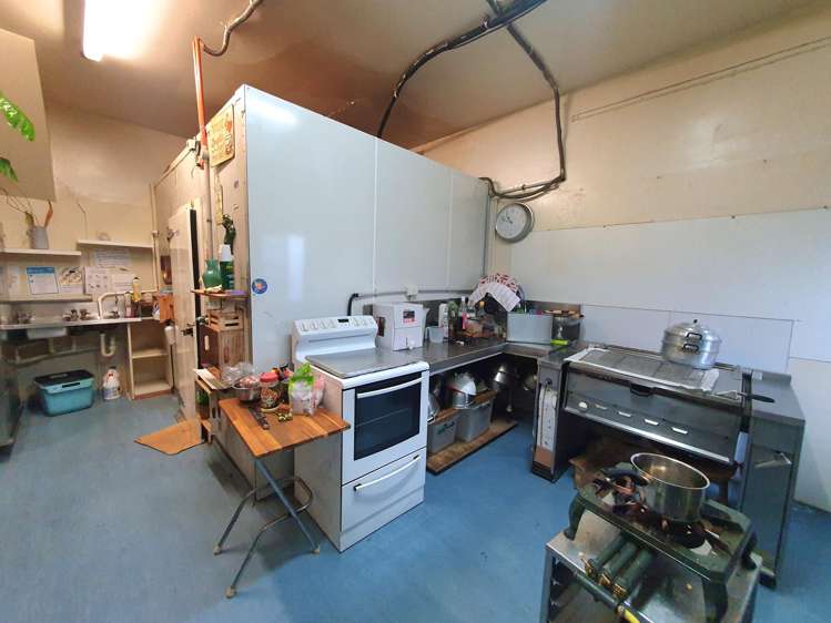 1043-1049 Great North Road Pt Chevalier_10