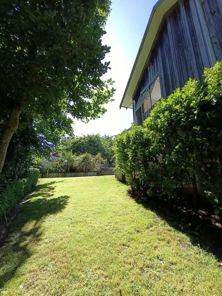 16a Russell Drive Oakura_15