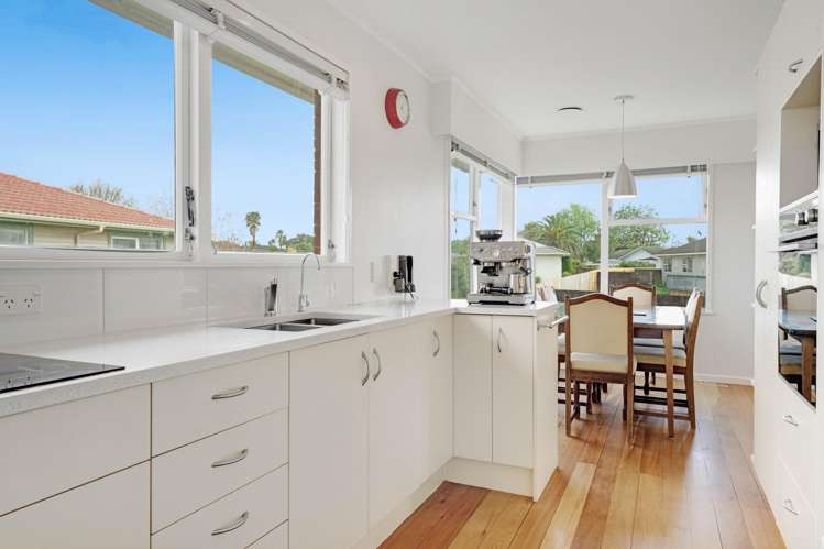 9 Ellison Place Pakuranga Heights_2