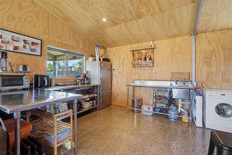 181 Ngaio Drive Matarangi_3