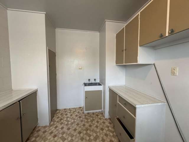  2/178 Broadway Marton_2