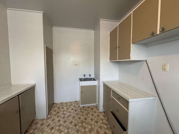 2/178 Broadway Marton_2