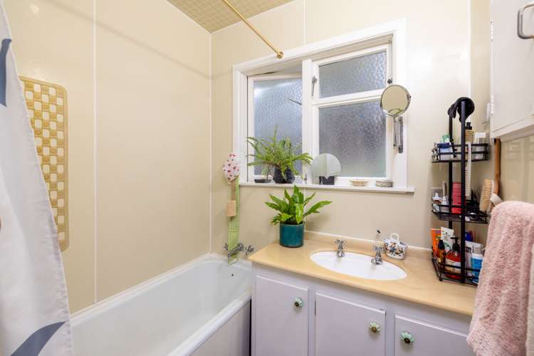 44 Cressy Terrace Lyttelton_17