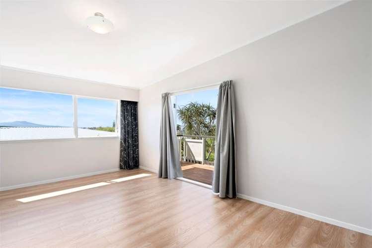 63 Parr Terrace Castor Bay_13