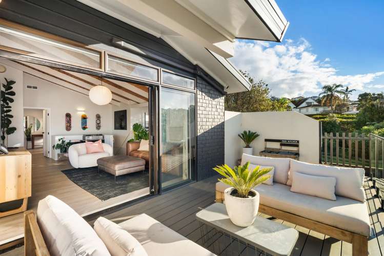 2/59 Churchill Road Murrays Bay_6