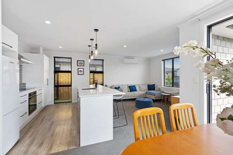 15 Crown Street Papamoa_11