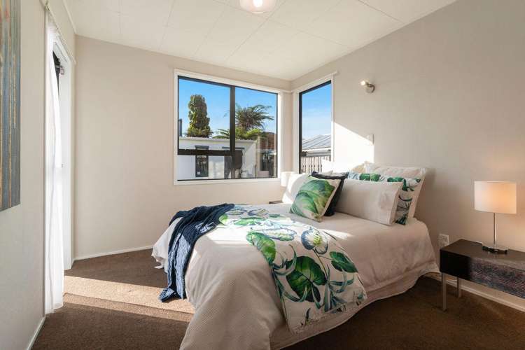 1/16 Taikata Road Te Atatu Peninsula_9