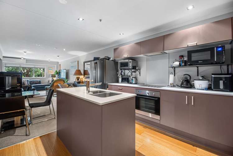 108/277 Maunganui Road_1