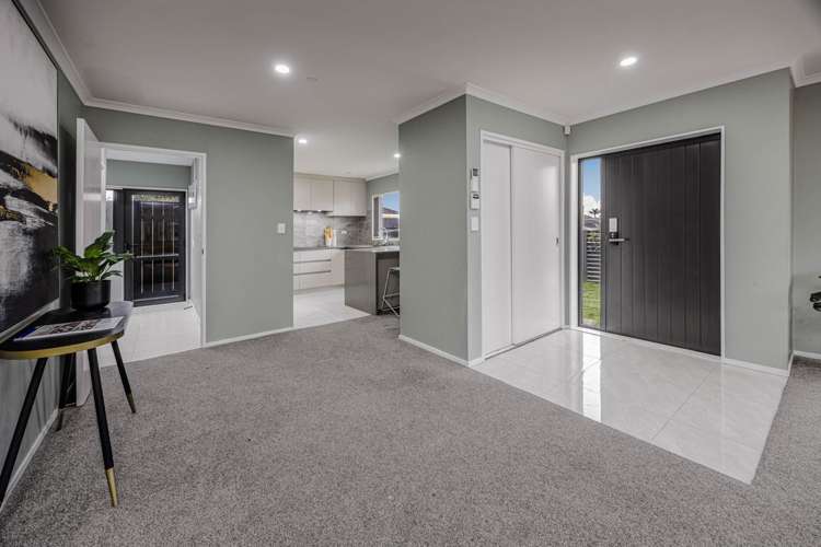 12/30 Calvert Avenue Mangere East_8