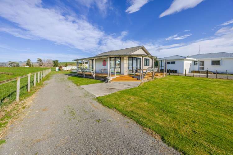 14 Beach Road Porangahau_1