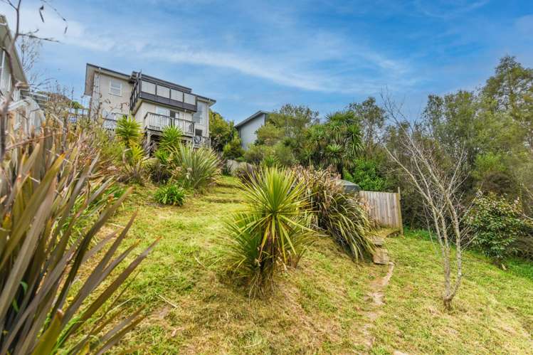 33 Jenner Road Toi Toi_12