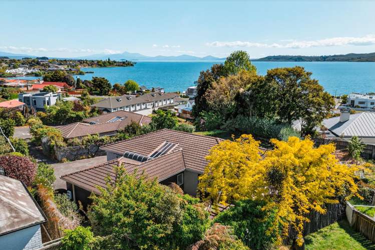 2/24 Napier Road Hilltop_26