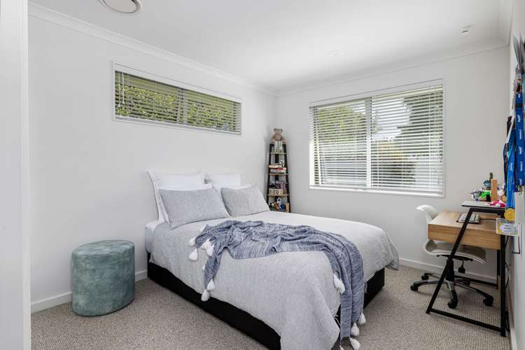 56 Grovenor Drive Orewa_16