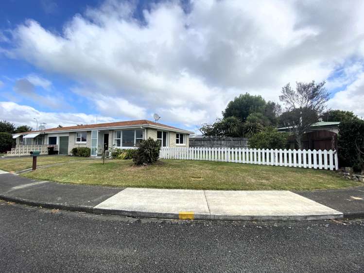 2/900 Townshend Place 10482_11