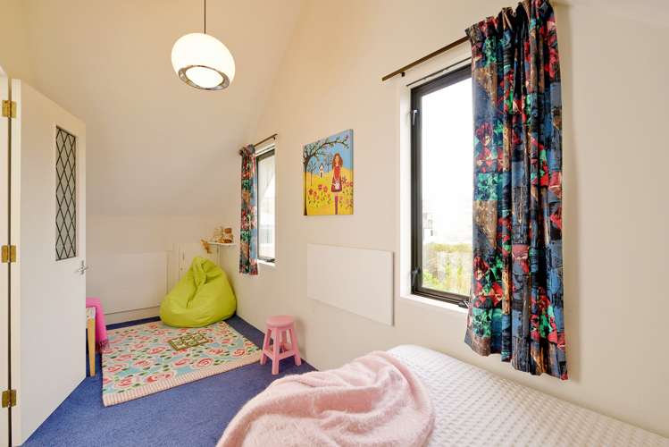 110 Larnach Road Vauxhall_17