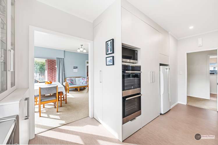 18 Holyoake Crescent Avalon_5