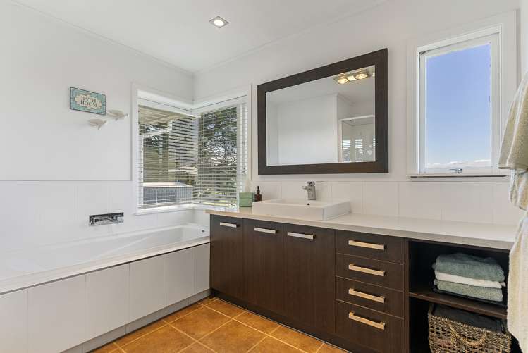 397 Redoubt Road Totara Park_23