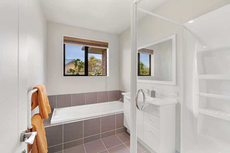 18 Sandalwood Place Waimairi Beach_10