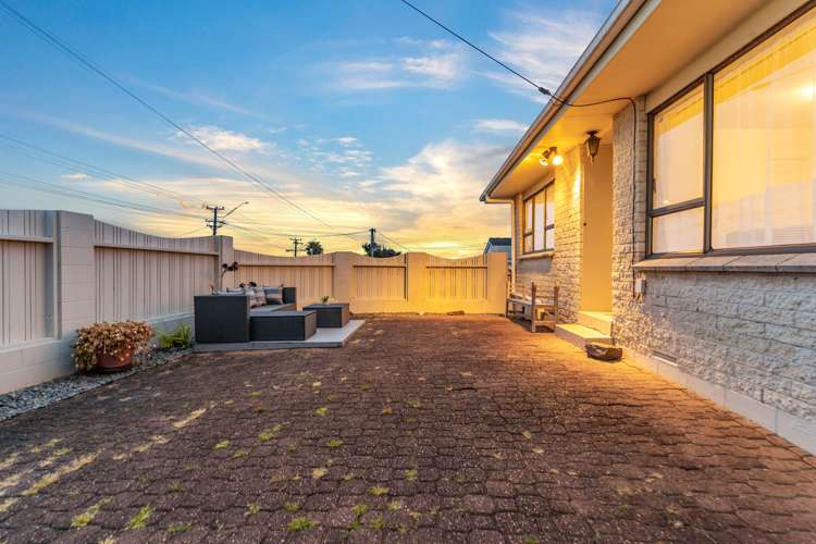 2/23 Target Road Totara Vale_1