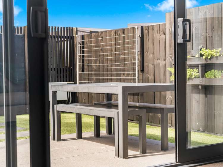 4/7 Scott Road Hobsonville_17