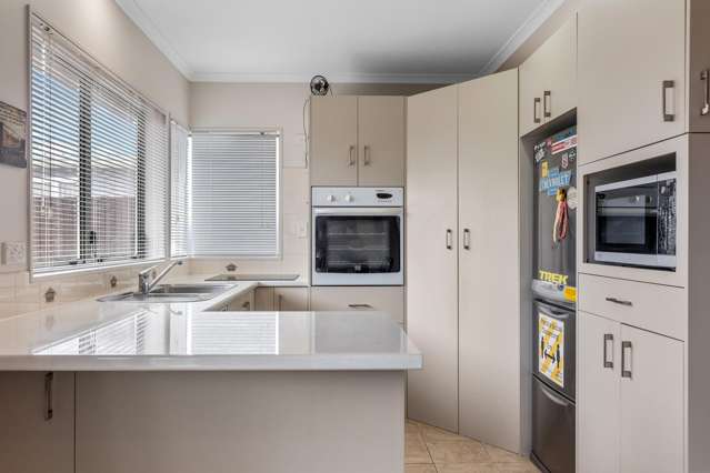 18B Emmett Street Greerton_2