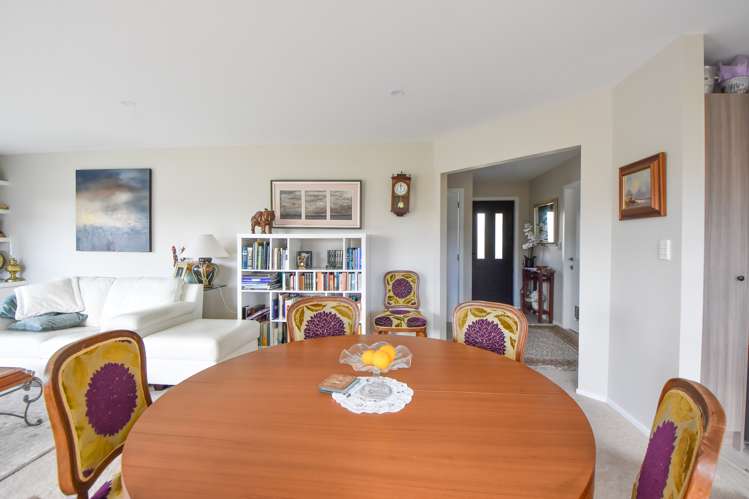 71 Ashmore Park Road Carterton_5