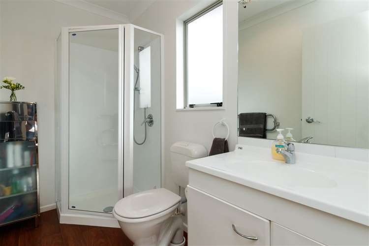 195b College Street West End_11