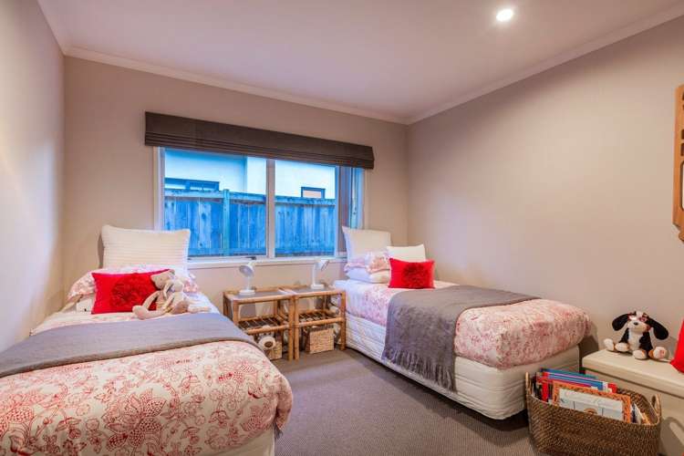 7 Kenley Heights Flat Bush_21