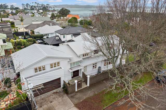 You’ve found your big family dream home!