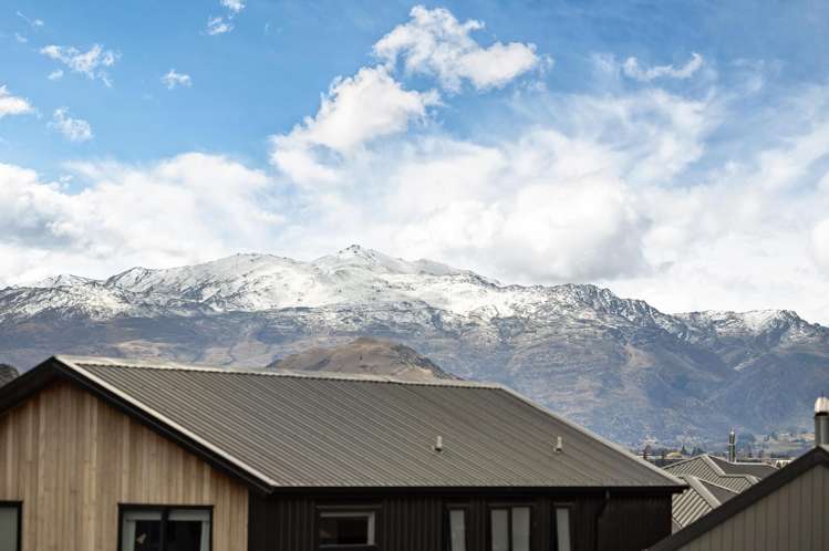 7 Crop Street Jacks Point_22