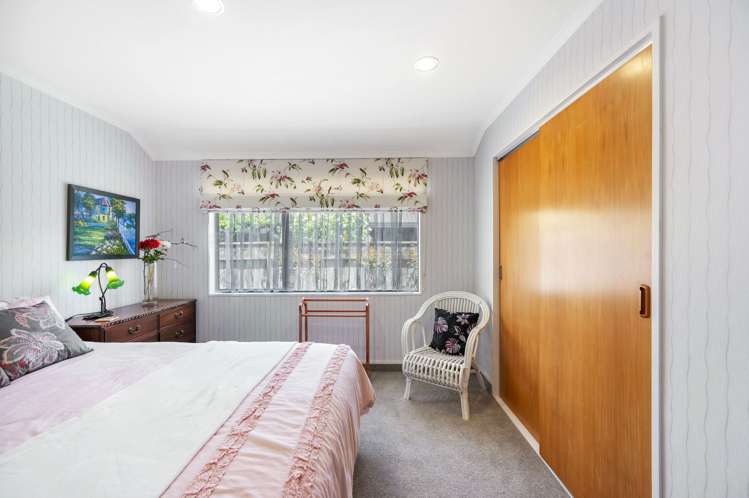 10 Bishops Close Greenmeadows_19