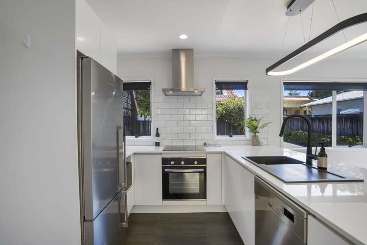 2/31 Wairakei Street Greenlane_11