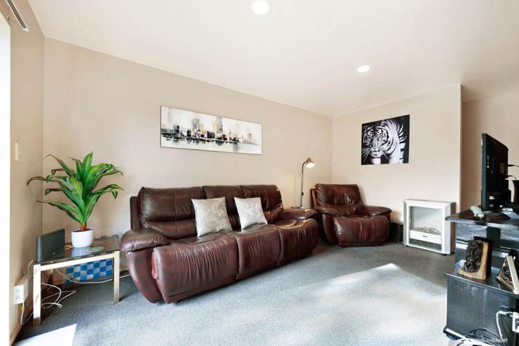 2/9 John Jennings Drive Oteha_7