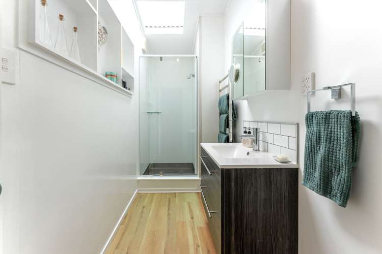 7 Neil Avenue Waiheke Island_15