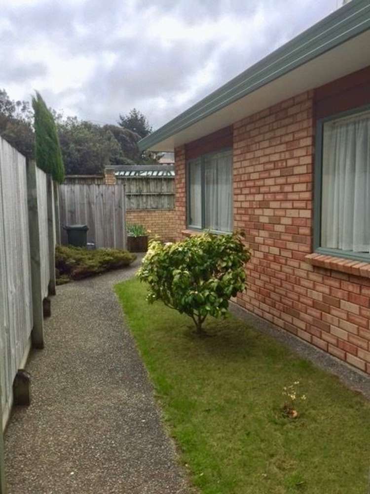 8/42 Main Road Tawa_13