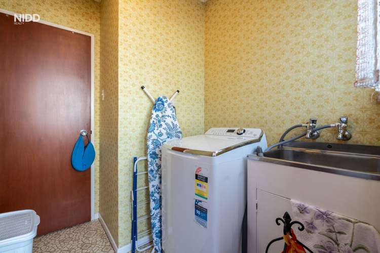 107a Easther Crescent Kew_14