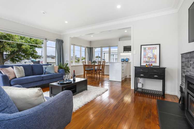 63 Church Road Mangere Bridge_5