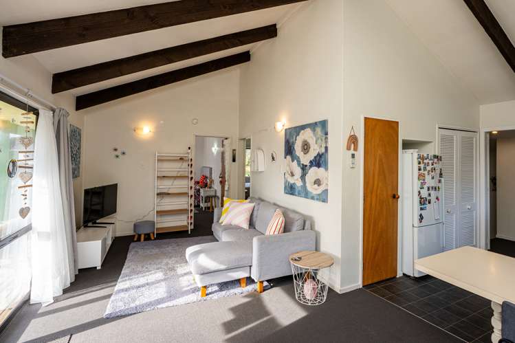 83 Norfolk Crescent Otaki Beach_6