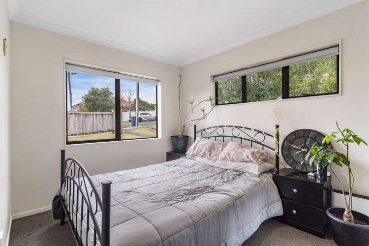 136 Lynwood Road New Lynn_14