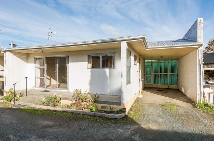 2/10 Golf Road Tahunanui_0