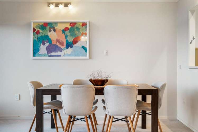 4/198 Hurstmere Road Takapuna_10