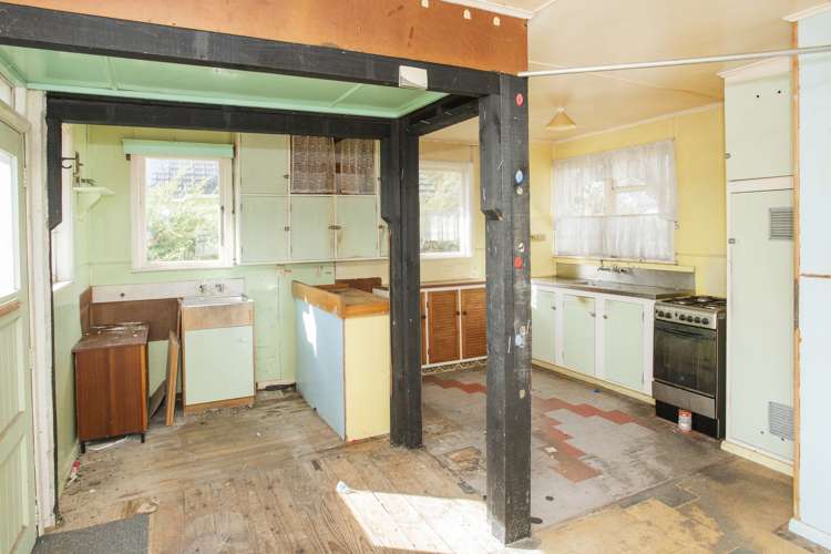 21 Glasgow Crescent Kaiti_7